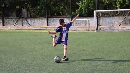 Başkan Yetişkin geleceğin futbolcularıyla buluştu