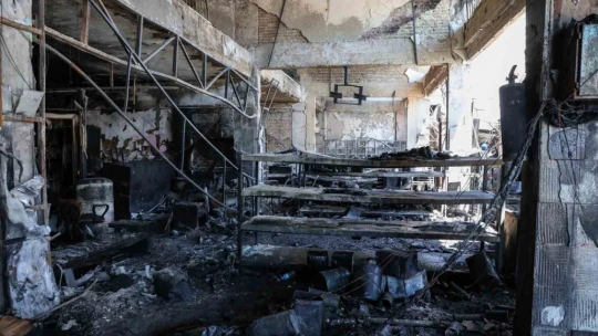 Başkan Yetişkin, iş yeri yanan esnafla görüştü