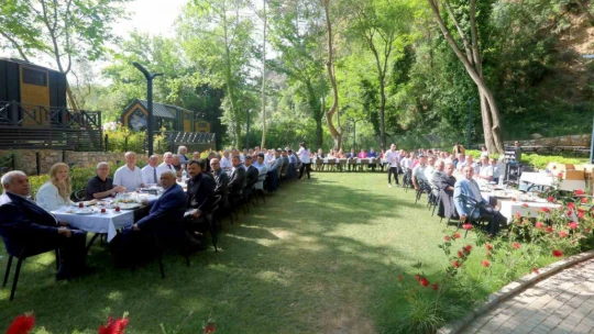 Başkan Yetişkin mahalle muhtarlarını ağırladı