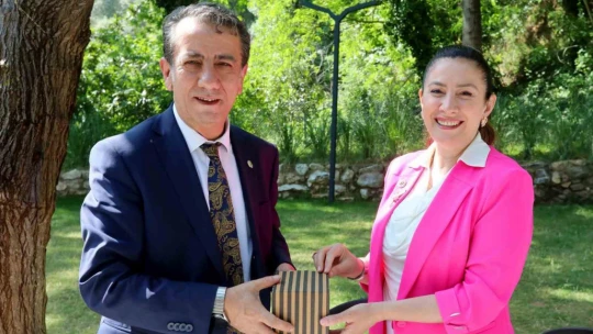 Başkan Yetişkin mahalle muhtarlarını ağırladı