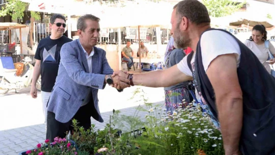 Başkan Yetişkin, vatandaşlarla bir araya geldi