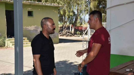 Başkan Zencirci'den ateş savaşçılarına börek ikramı