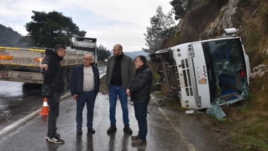 Başkan Zencirci kazada yaralanan vatandaşlara geçmiş olsun diledi