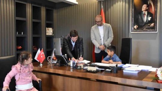 Başkan Zencirci, koltuğu miniklere devretti