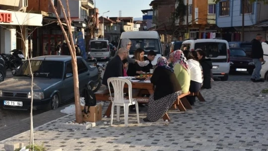 Başkan Zencirci, vatandaşların misafiri oldu