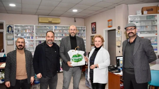 Başkan Zencirci, yeni yıla görevi başında giren ekipleri unutmadı