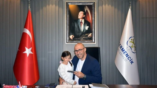 Başkan Zencirci, ziyaretçilerini kabul etmeye devam ediyor