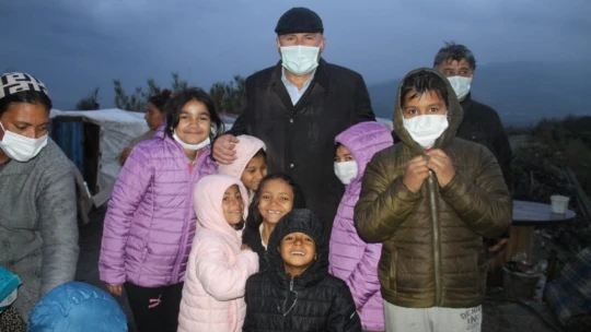 Başkan Ertürk, vatandaşlara yardım elini uzattı