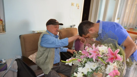 Başkan Günel, huzurevinde kalan büyüklerimiz bize emanet