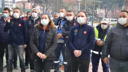 Başkan Özcan'a personelinden pankartlı 'maaş' teşekkürü