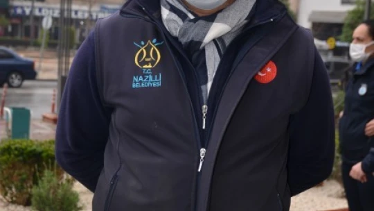 Başkan Özcan'a personelinden pankartlı 'maaş' teşekkürü