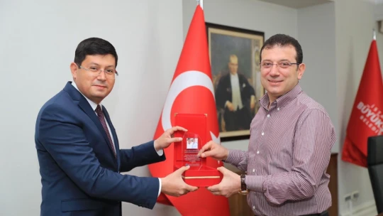 Başkan Özcan'dan İmamoğlu'na ziyaret