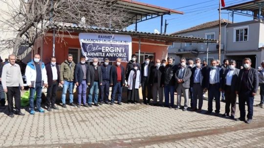 Başkan Özcan'dan merhum muhtara vefa