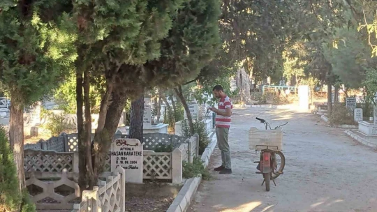 Bayram öncesi Aydın'da mezarlıklar ziyaretçilerle doldu