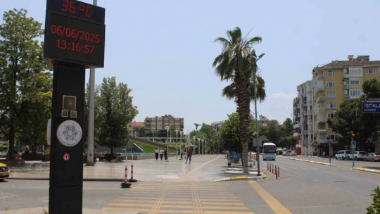 Bayramın ilk günü sıcak hava ile birlikte sokaklar boş kaldı