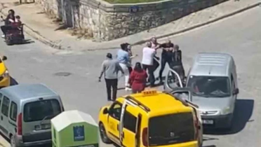 Bayramlaşmaya giderken adeta savaştılar