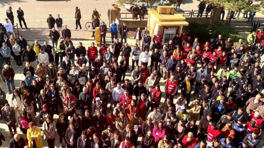 Belediye personelinden Başkan Gençay'a destek