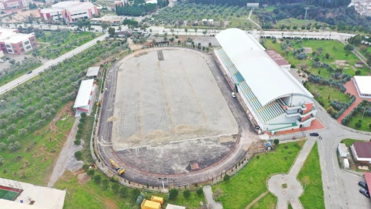 Binali Yıldırım Stadyumu'nda yenileme çalışmaları devam ediyor