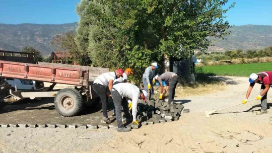 Bozdoğan'da 8 ayda 33 bin metrekare taş döşeme çalışması tamamlandı