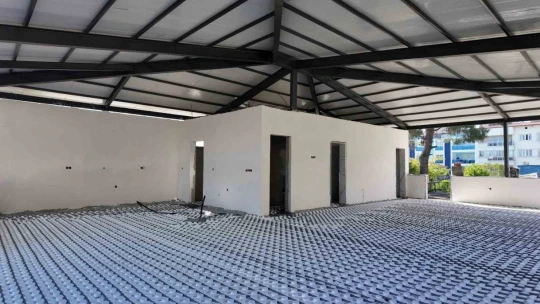 Bozdoğan'da Bizim Kız Kafe'de çalışmalar sürüyor