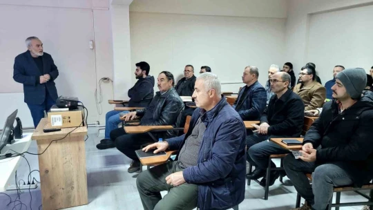 Bozdoğan'da din görevlileri kursta buluştu
