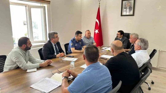 Bozdoğan'da sokak hayvanları değerlendirme toplantısı yapıldı