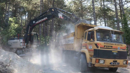 Bozdoğan'da yayla yollarında çalışma başlatıldı