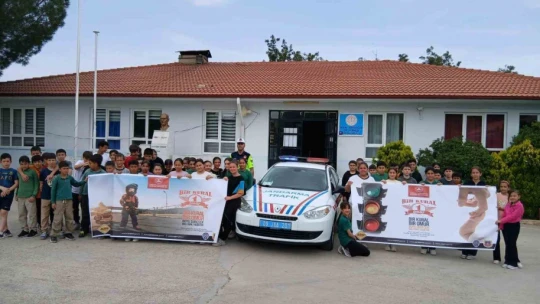 Bozdoğan ve Kuyucak'ta öğrencilere trafik kuralları anlatıldı
