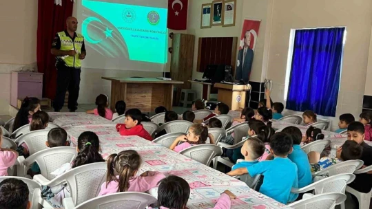 Bozdoğanlı minikler trafik kurallarını öğrendi