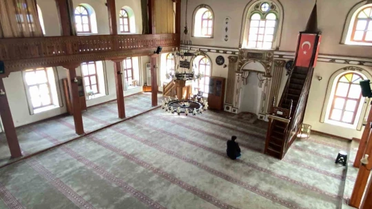 Bu camide 433 yıldır ezan sesi hiç susmadı