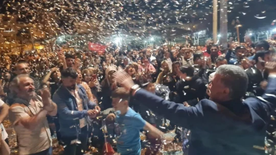 Buharkent Belediye Başkanı Erol güven tazeledi