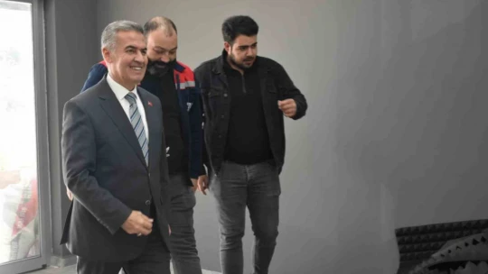 Buharkent Gençlik Merkezi'nde çalışmalar hız kesmiyor