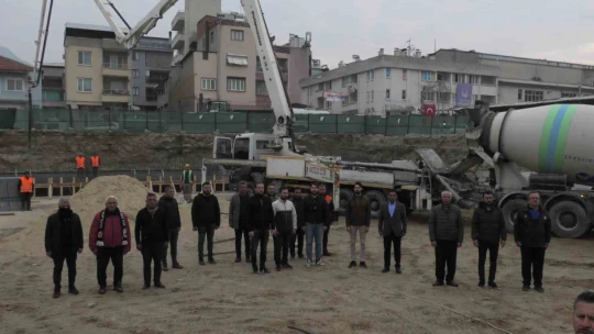Buharkent Kapalı Pazar Yeri ve Katlı Otopark'ın temeli atıldı
