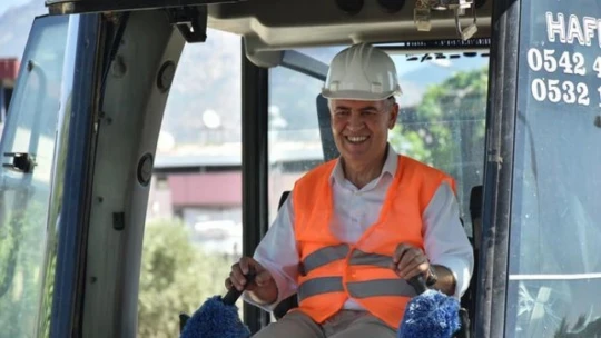 Buharkent'te doğalgaz için ilk kazma vuruldu