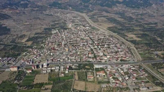 Buharkent'te doğalgaz için ilk kazma vuruldu