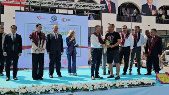 Buharkent'te festival coşkusu başladı
