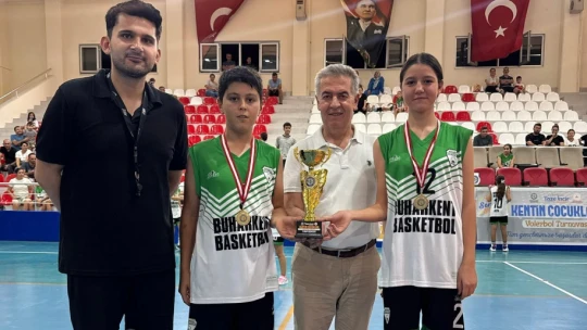 Buharkent'te şampiyonlar belli oldu