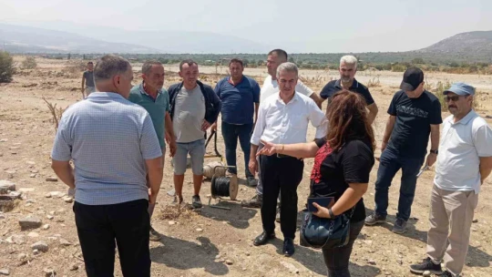 Buharkent'te tarım arazilerinde jeofizik çalışma