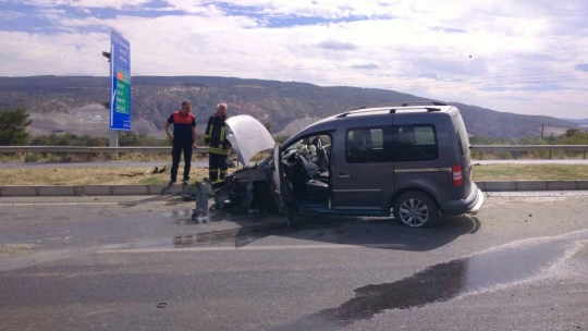 Buharkent'te trafik kazası: 2 yaralı