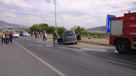 Buharkent'te trafik kazası: 2 yaralı