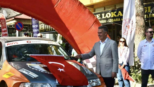 Buharkent'te Türkiye Tırmanma Yarışı sembolik startla başladı