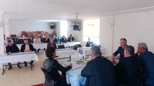 Buharkent'te, yeni dönemin ilk meclis toplantısı yapıldı