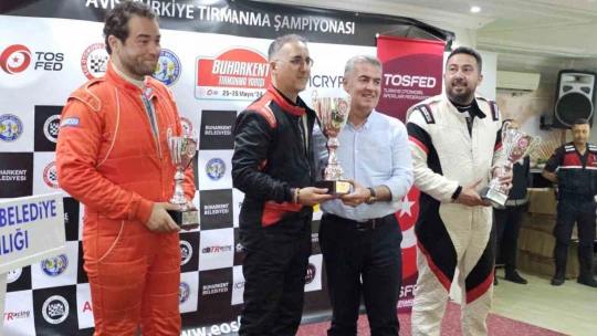 Buharkent tırmanma yarışları nefes kesti
