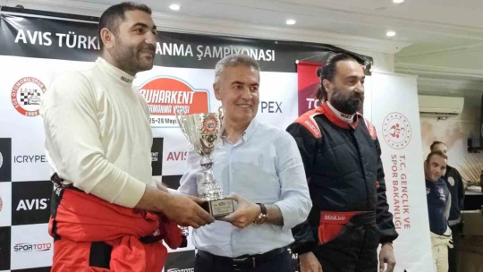 Buharkent tırmanma yarışları nefes kesti