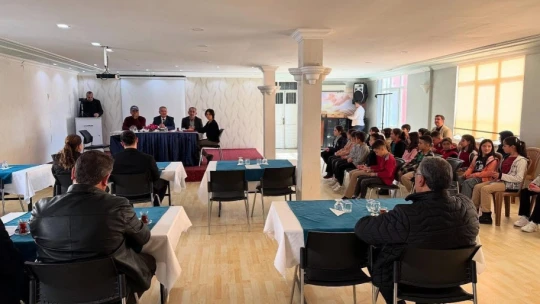 Buharkentli minikler belediyeyi yakından tanıdı