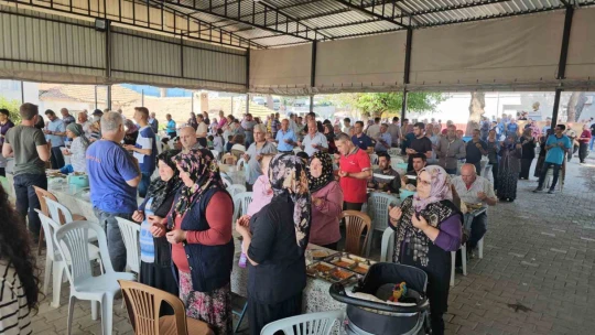 Buharkentliler kuraklığa karşı yağmur duasına çıktı