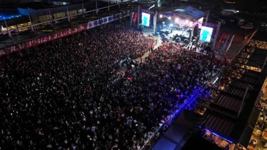 Büyükşehir, 19 Mayıs Bayramı'nı 40 bin Aydınlıyla kutladı