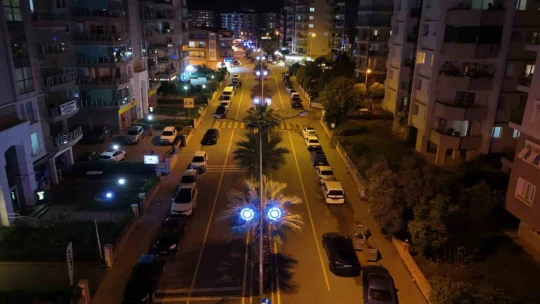 Büyükşehir Aydın'ı 2025 için ışıklandırdı