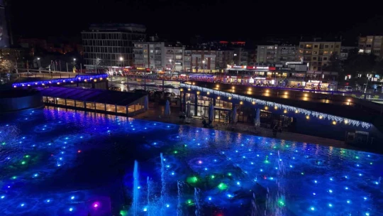 Büyükşehir Aydın'ı 2025 için ışıklandırdı