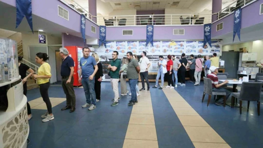 Büyükşehir Belediyesi uygun fiyatlı ve kaliteli ürünleri vatandaşlarla buluşturuyor